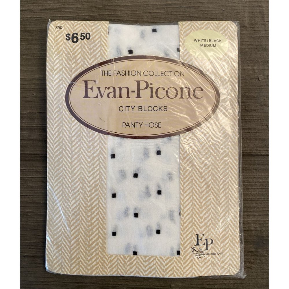 Vintage Evan-Picone City Blocks Panty Hose Medium White w/Black dots #750